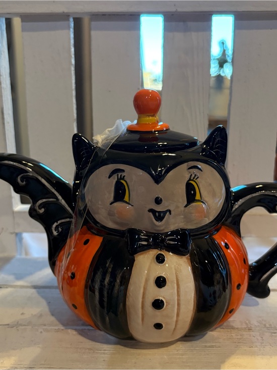 Magenta Other - Magenta Black & Orange Bat Pumpkin Ceramic Teapot